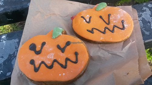 Halloween gingerbread cookies at Hive Coffee Company in Jarrow