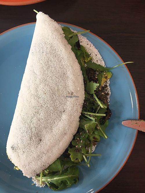 Tapioca crêpe with mushrooms, avocado and aragula at Ohlinda in Lisbon