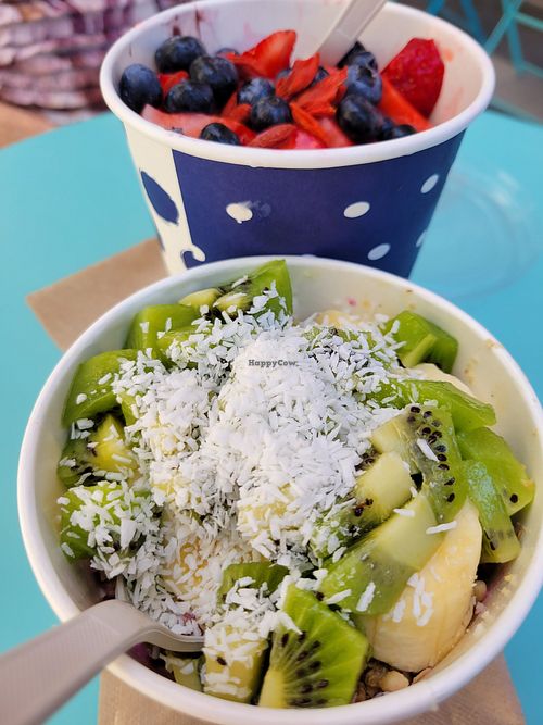 Dragonfruit bowl at Backyard Bowls in Santa Monica