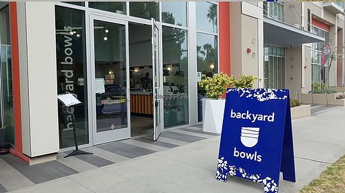 Outside at Backyard Bowls in Santa Monica