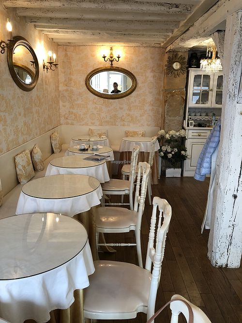 View from entrance at Chez Alice Salon de thé in Saint-germain-en-laye