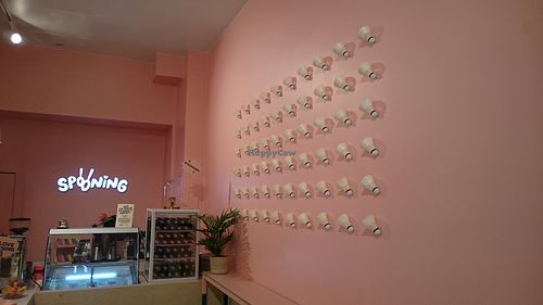 Ice cream and deco at Spooning Cookie Dough in Berlin