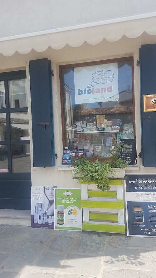 outside at Bioland - Maybe closed in Grado