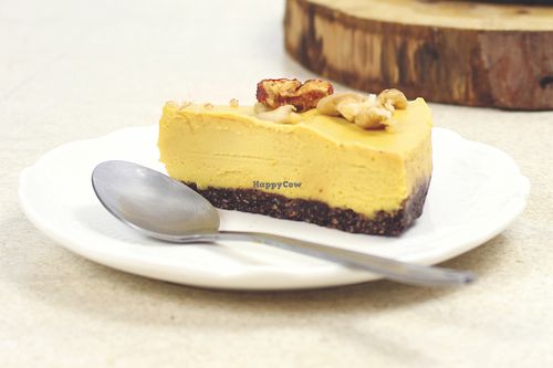 Super creamy & delicious raw vegan desserts! Rawlicious cakes never disappoint! Any time I order a dessert my order was ready on time, always fresh and Andreea, the business owner, was always nice and trying to accomodate all my requirements.
Rawlicious is definitely my first choice when it comes to home dinners, office events and even bday cakes and I can't recommend them more! at Rawlicious in Macau