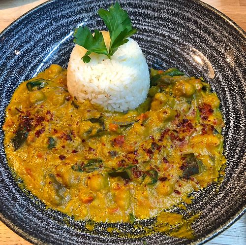 Aubergine & Peanut curry at Sage Vegan Cafe in Crawley