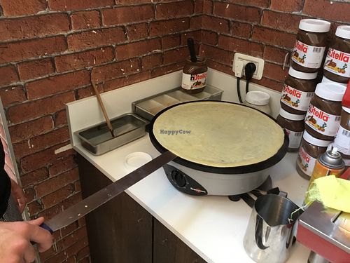 Vegan crepes at Jeff Gelato in Tel Aviv