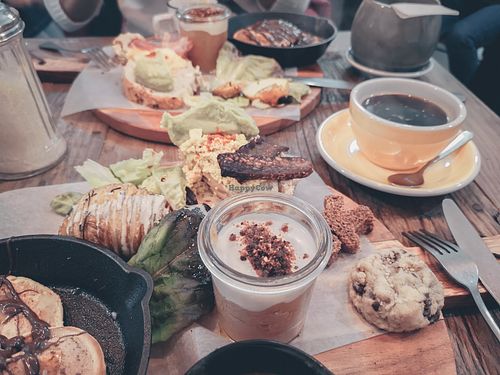 saturday brunch at Kia Ora in Annecy