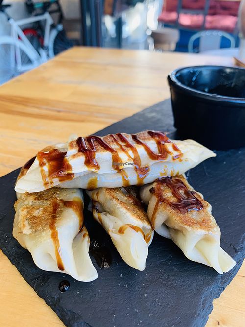 Gyozas at Amarre 69 in Barcelona