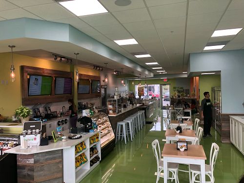 Interior at Juice 2 U in Boca Raton