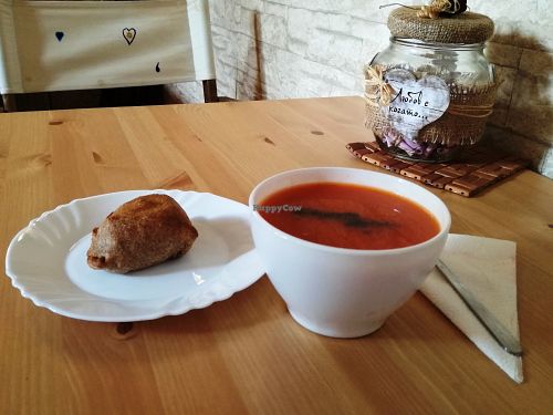 Vegan samosa with potatoes and pea, tomato soup at Doka Dauji in Sofia