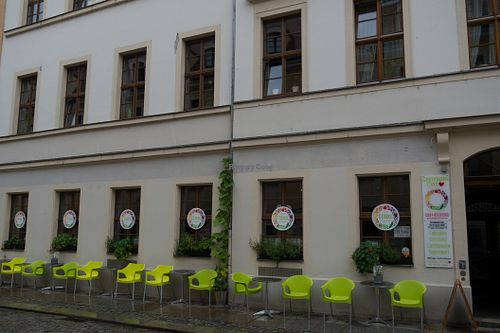 The outside at Gesundes Mittag in Dresden