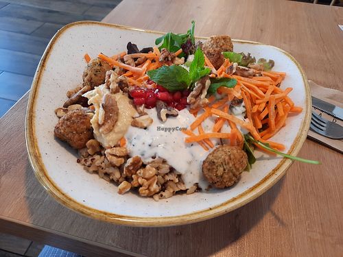 Frisch, lecker, nahrhaft at Dean & David in Trier