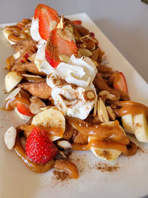 Dulce de leche French toast at Gia Vegan Pastries in San Pedro