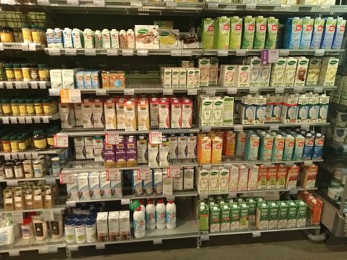 Vegan plant based milks at EkoPlaza - Stationsweg in The Hague