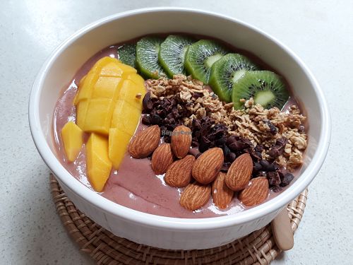 Chocolate Peanut Butter Bowl at Relief in Chiang Mai