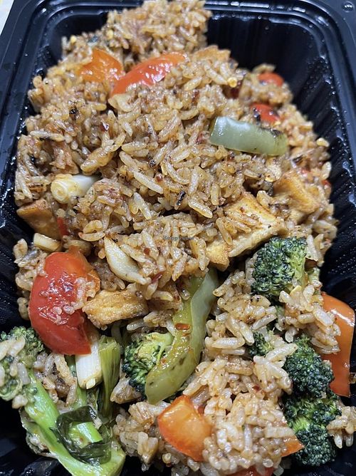 Thai Chili fried rice spice level 4  at Pearl Cafe in Florissant