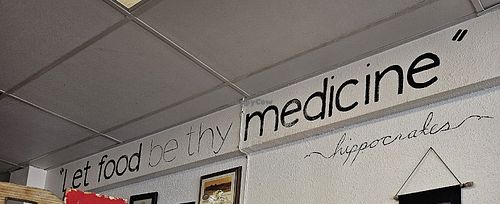 Wall Art at Juice My Heart in San Clemente