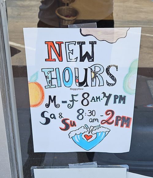 Hours at Juice My Heart in San Clemente