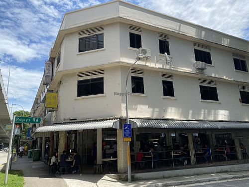 Building  at Sui Yuan Zhai 随缘斋 in Central Singapore