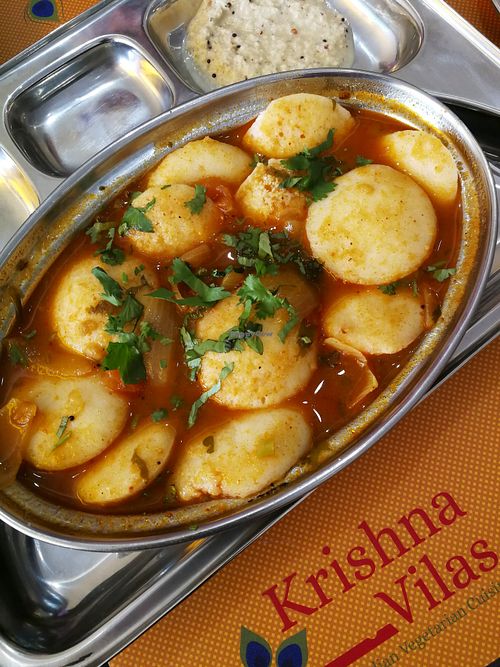 " Mini Idli" (vegan) at Krishna Vilas in The Hague