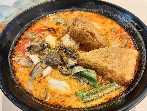 Laksa at Veggie House 一芳 - AMK in Northeast Singapore