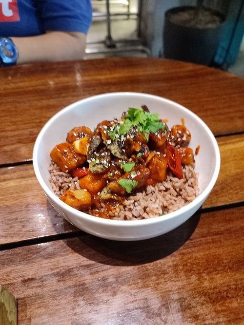  at Monkey Grounds Coffee in Iloilo City