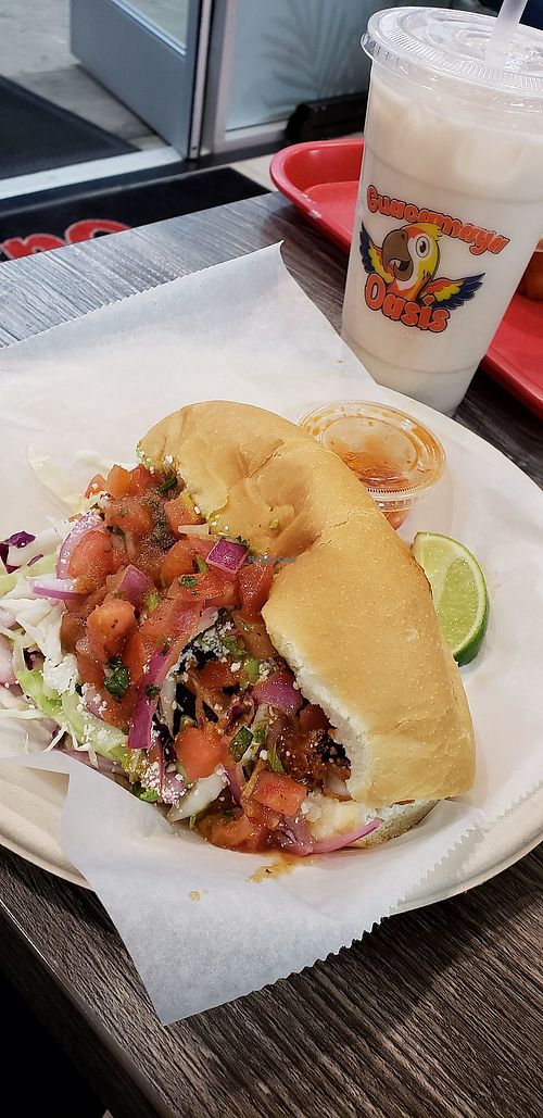 Soyrizo torata at Guacamaya Oasis in Downey