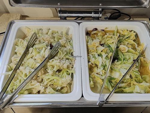  at Leshan Giant Buddha 乐山素食餐厅 in Leshan