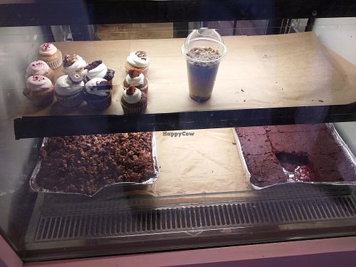 Vegan baker at Vegan Bowls in Barcelona