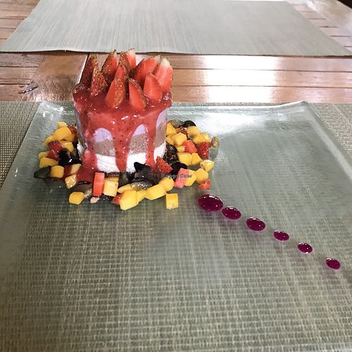 Raw vegan dessert at Taksu Garden Cafe in Ubud