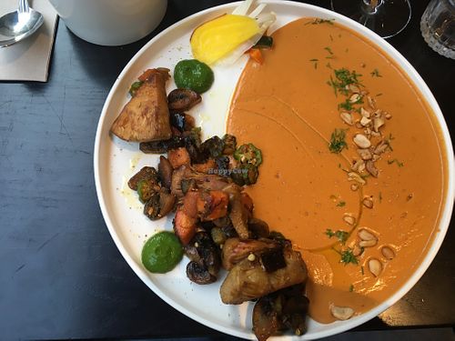 Vegan mafé at Table Metis in Paris