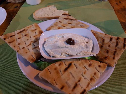 Hummus at Fitos & Maria Tavern in Paphos