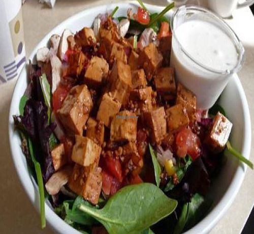 vegan build your own salad with tofu and vegan ranch at MUSE on 8th in Los Angeles