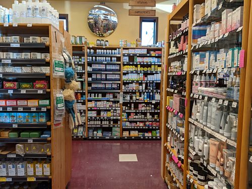 interior at Edible Island Whole Foods Market in Courtenay