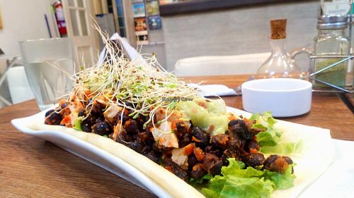 Taco at Samadhi Veggie Food in Lima