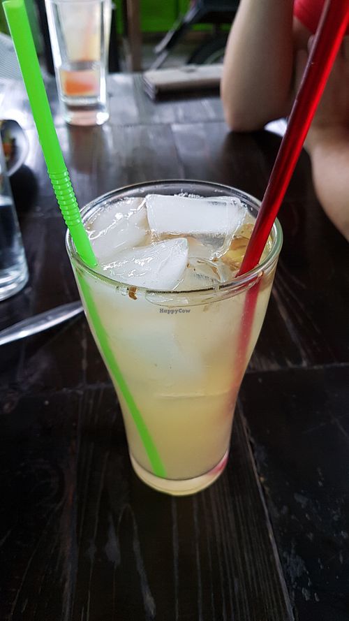 Lemon juice with ginger at Wadee in Hpa-an