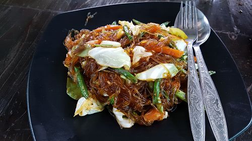 Glass noodles with vegetables at Wadee in Hpa-an