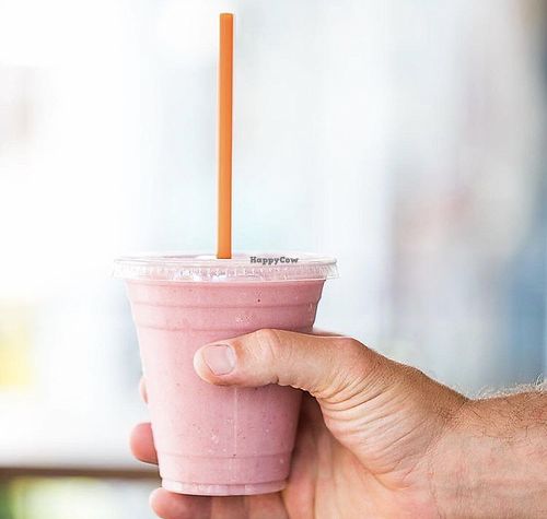 Banana strawberry smoothie at The Pit and the Peel in Richmond