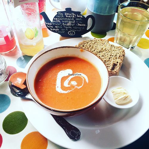 Tomato soup and brown bread at Bláth na Gréine in Inis Oirr