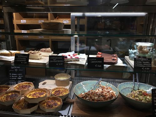 food choices at Green Vanilla in Salzburg