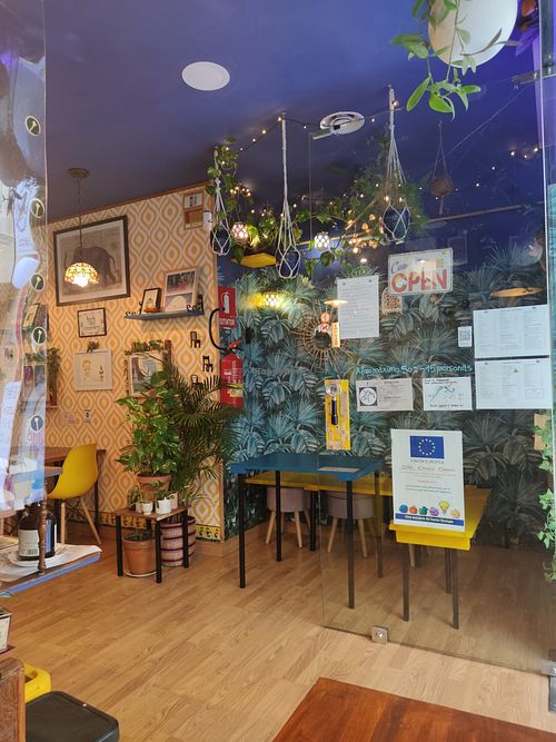 Front area at La Tienda de Los Unicornios in Granada