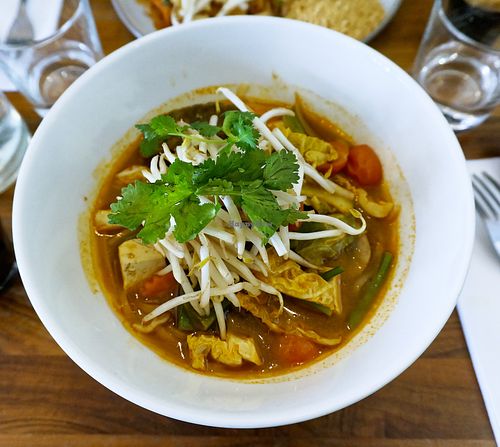 Phô Soup at Kapunka Vegan in Paris