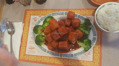 General Tso tofu very DELICIOUS well prepared at Peking House in Homestead