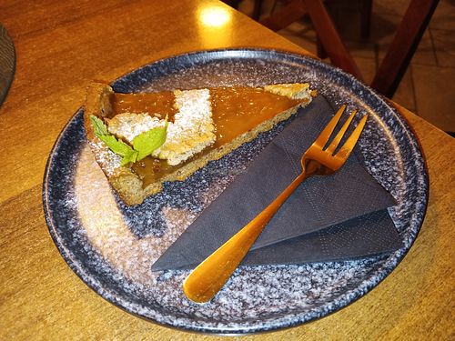 Vegan pie at Čajnica in kavarna Dnevna in Nova Gorica