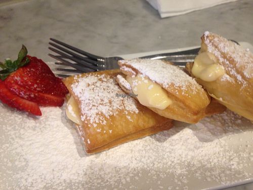 mango beignets are GOD TIER at Mango Mangeaux in Hampton