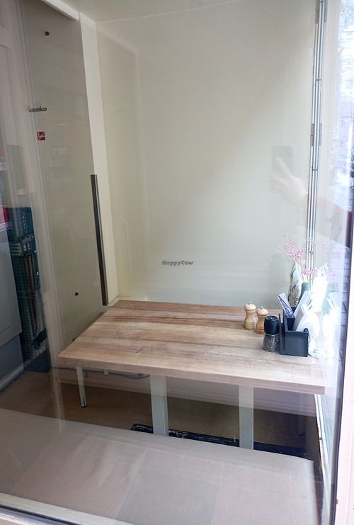 One of the two tables in the former display window at Suppenwirtschaft in Vienna