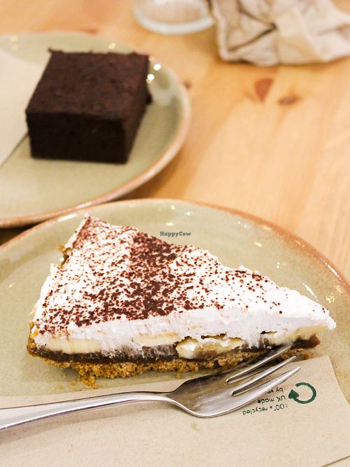 banoffee pie and mint chocolate brownie at 269 Vegan in Perth