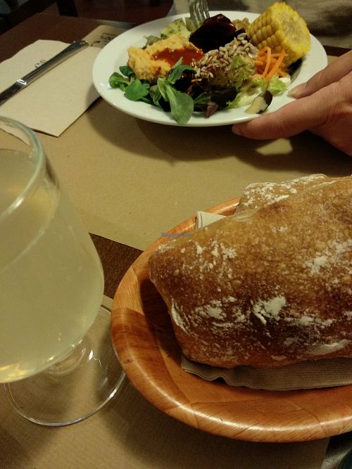 Bread and Salad at L'Hortet in Barcelona