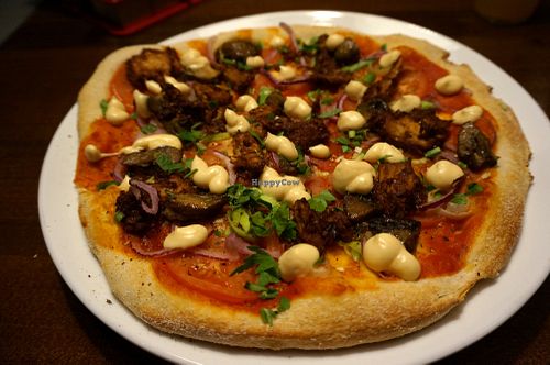Vegan Pizza at Peppes Pizza in Gjoevik