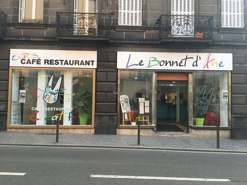 entrance at Le Bonnet d'Ane in Clermont-ferrand